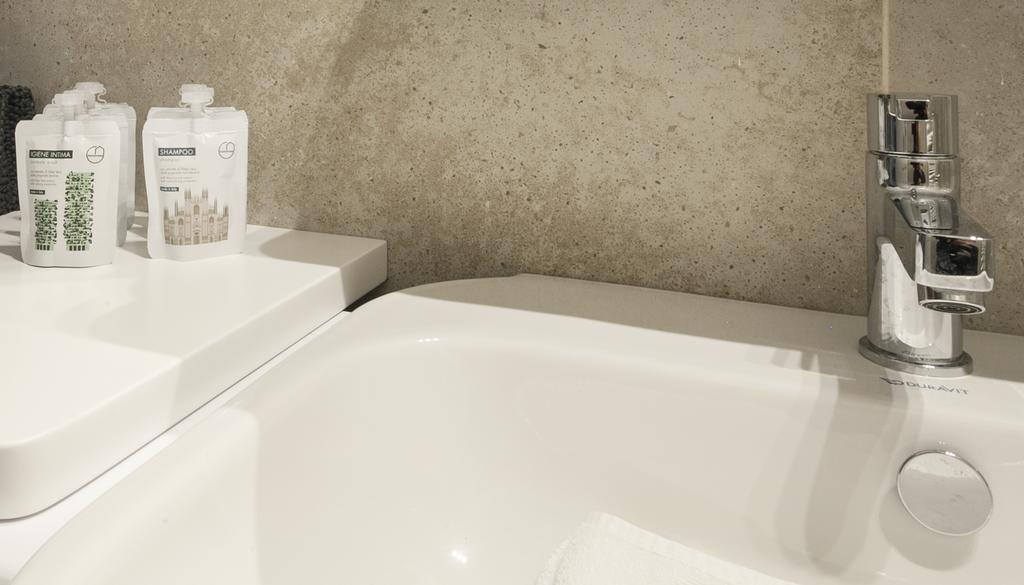 Italianway-Magenta Apartment Милано Екстериор снимка